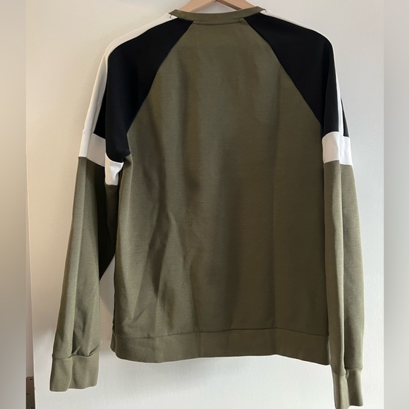 Express colorblock sweater - Picture 2 of 5